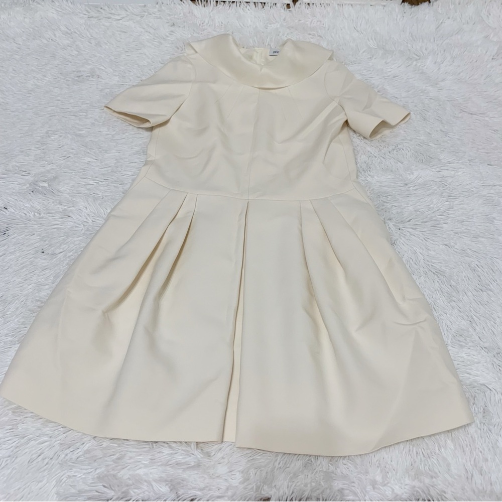 Dice Kayek‎ NWT Short Sleeve mock neck Pleated wool Dress off white